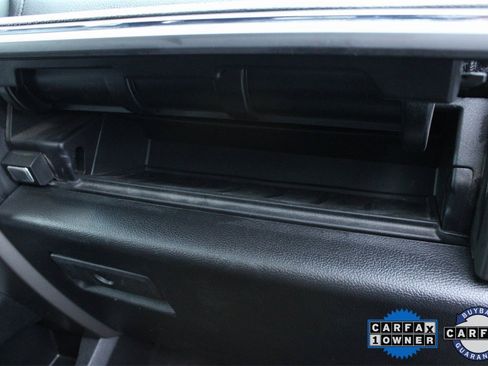 Used 2021 Ford Expedition XLT image 30