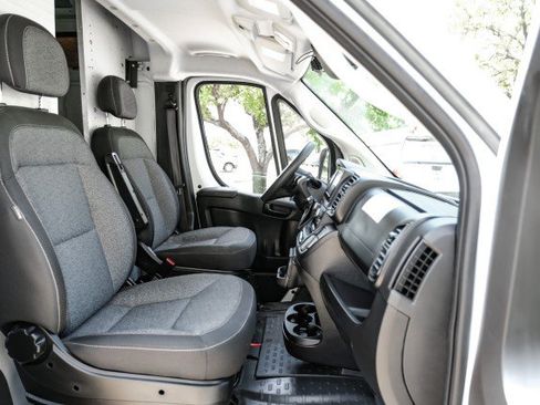 Used 2023 RAM ProMaster 3500 FWD image 30