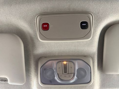 Used 2024 RAM ProMaster 2500 w/ Safety Group image 29