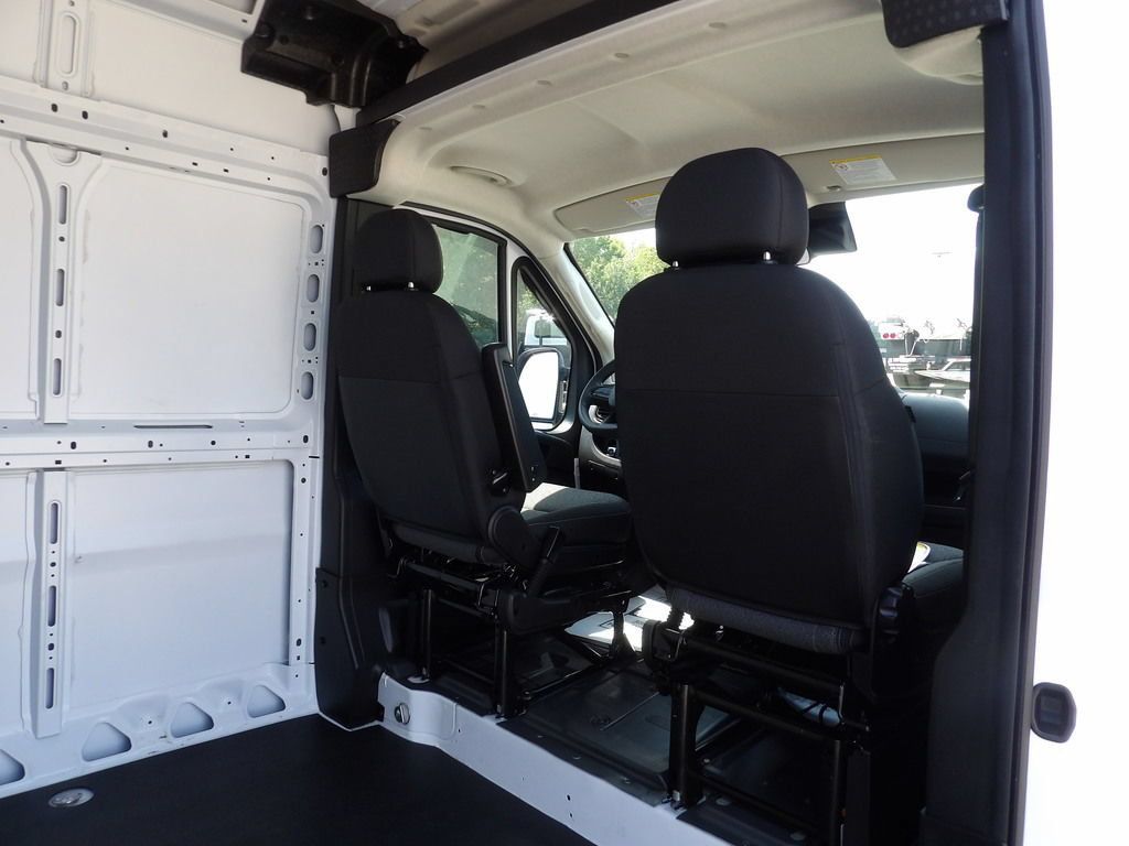 Used 2024 RAM ProMaster 2500 FWD image 26