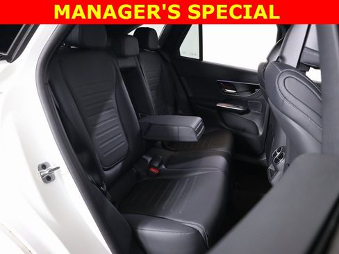 Certified 2025 Mercedes-Benz GLC 300 4MATIC image 40