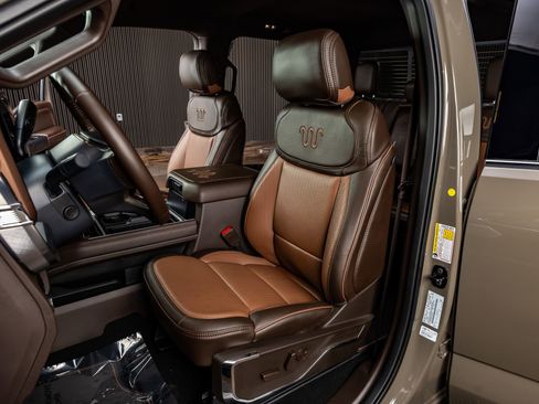 Used 2026 Ford F450 King Ranch w/ Chrome Package image 29