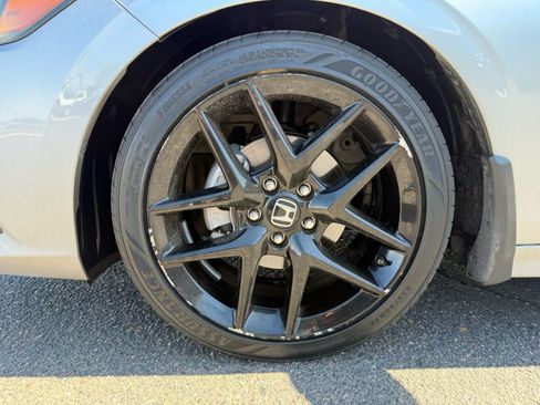 Used 2024 Honda Civic Sport image 11
