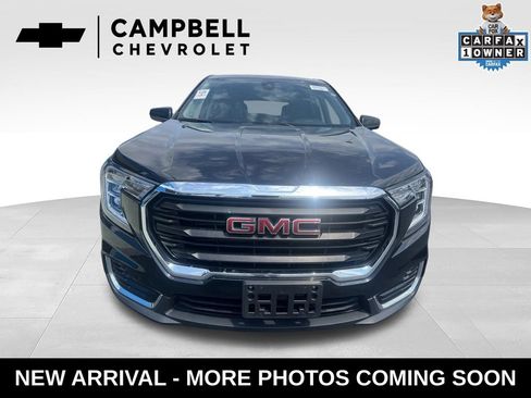 Used 2024 GMC Terrain SLE AWD/4WD image 10