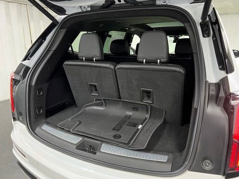 Certified 2023 Cadillac XT6 Sport w/ Platinum Package AWD/4WD image 20