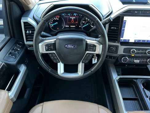 Used 2022 Ford F250 Lariat w/ Chrome Package image 15