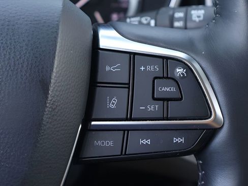 Certified 2021 Toyota Highlander Limited image 19