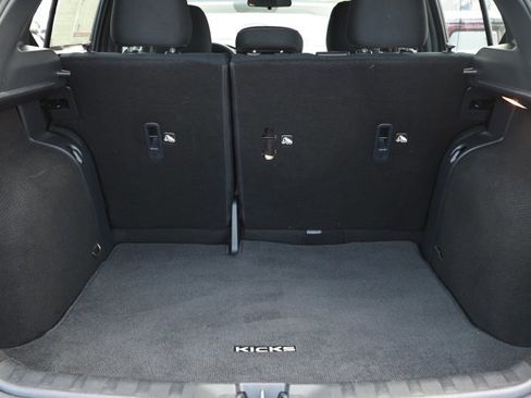 Used 2024 Nissan Kicks SR FWD image 10