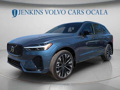 New 2026 Volvo XC60 B5 Ultra w/ Climate Package image 7