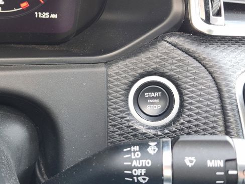 Used 2021 Land Rover Range Rover Velar S image 21