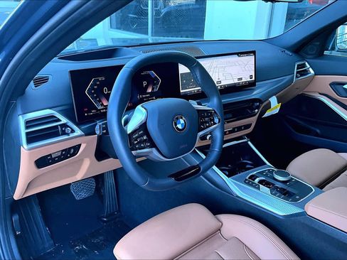 Certified 2025 BMW 330i Sedan image 19