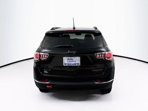 Used 2022 Jeep Compass Trailhawk AWD/4WD image 6