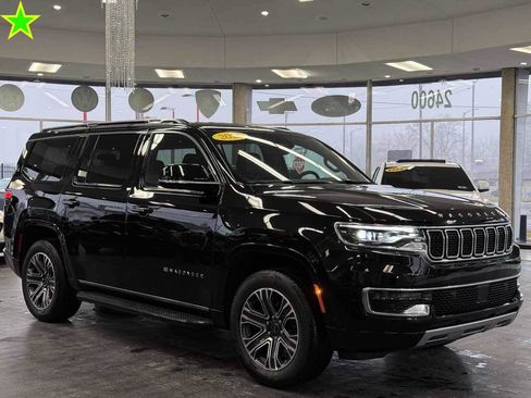 Used 2025 Jeep Wagoneer Series II AWD/4WD image 1