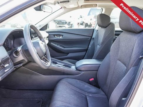 Used 2023 Honda Accord EX image 13