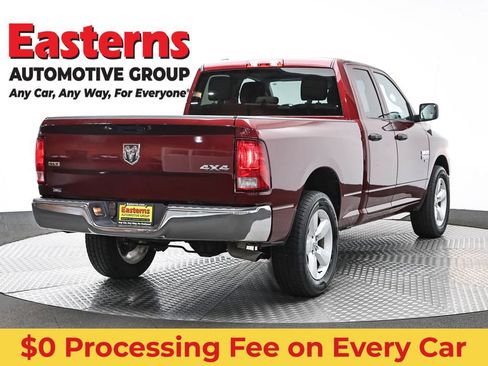Used 2024 RAM 1500 Classic SLT AWD/4WD image 5