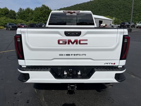 New 2026 GMC Sierra 2500 AT4 w/ AT4 Premium Plus Package AWD/4WD image 6