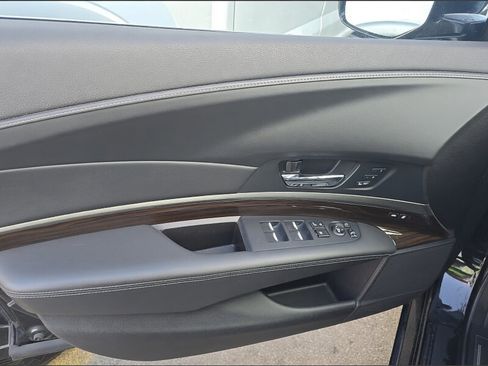 Used 2014 Acura RLX w/ Technology Package FWD image 6