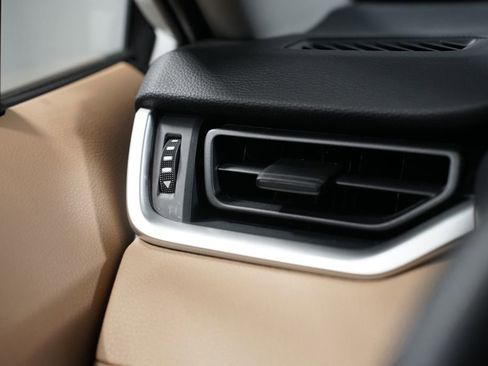 Certified 2025 Toyota RAV4 LE image 24