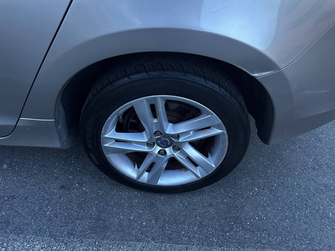 Used 2014 Volvo S60 T5 AWD/4WD image 25