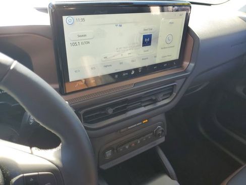 New 2025 Ford Bronco Sport Outer Banks image 14