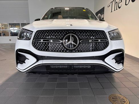 New 2025 Mercedes-Benz GLE 450 4MATIC image 2