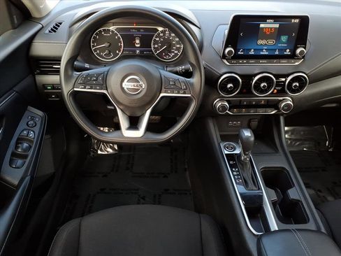 Used 2023 Nissan Sentra SV image 17