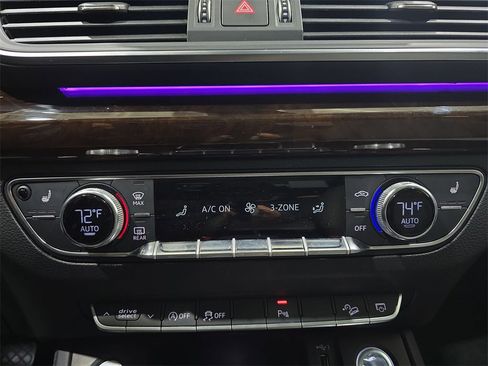 Used 2018 Audi Q5 Prestige w/ Prestige Package image 27