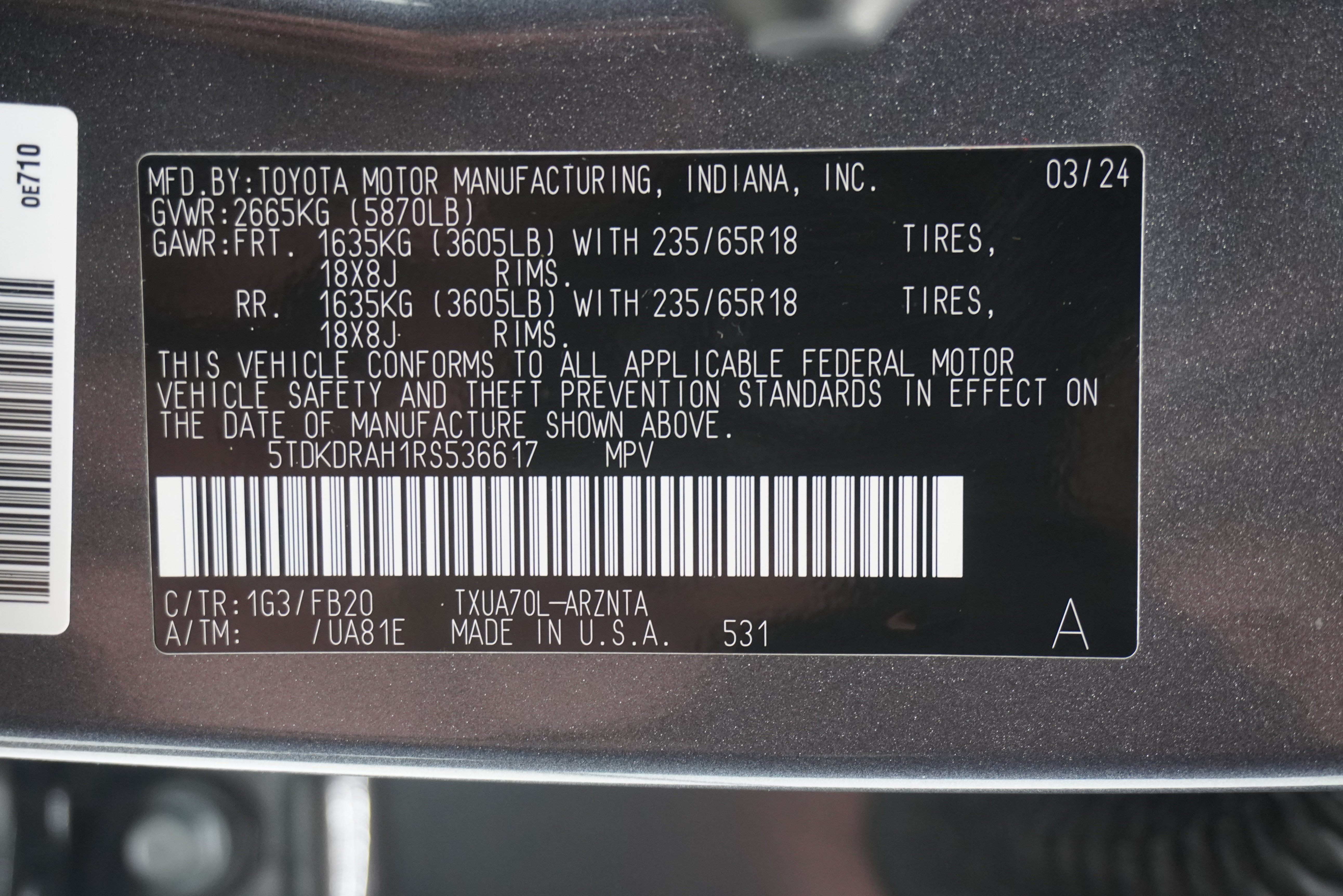Used 2024 Toyota Highlander LE FWD image 31