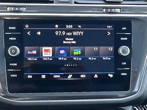 Used 2024 Volkswagen Tiguan SE image 14