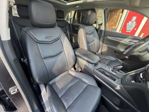 Used 2017 Cadillac XT5 Luxury w/ Driver Awareness Package AWD/4WD image 28