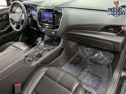 Used 2023 Chevrolet Traverse RS w/ LPO, Floor Liner Package AWD/4WD image 30