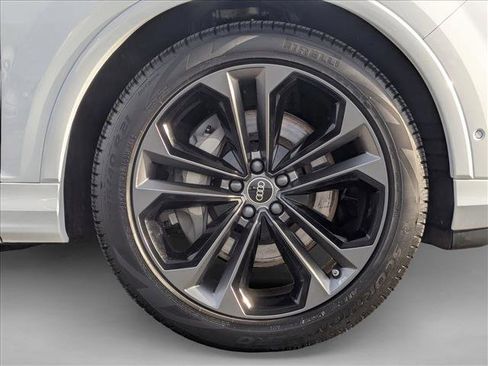 Used 2025 Audi Q7 3.0T Premium Plus image 26