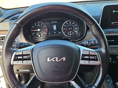 Used 2022 Kia Telluride SX w/ SX Prestige Package AWD/4WD image 19