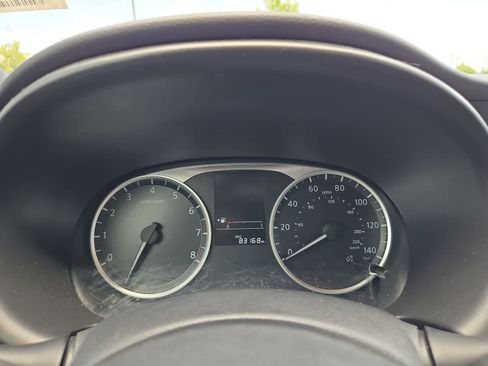 Used 2019 Nissan Kicks S FWD image 29