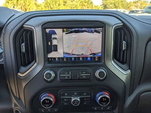 Used 2022 GMC Sierra 2500 Denali w/ Denali Ultimate Package image 25