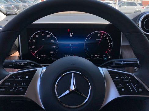 New 2025 Mercedes-Benz GLC 350e 4MATIC image 19