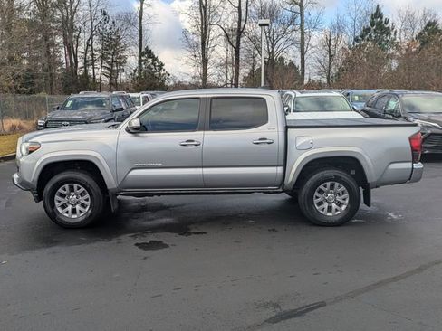 Used 2019 Toyota Tacoma SR5 image 7