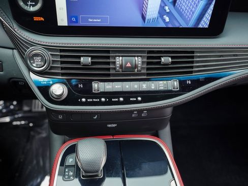 Used 2023 Lexus LS 500 F Sport image 31