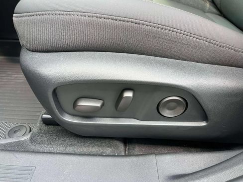 New 2026 GMC Terrain AT4 AWD/4WD image 24