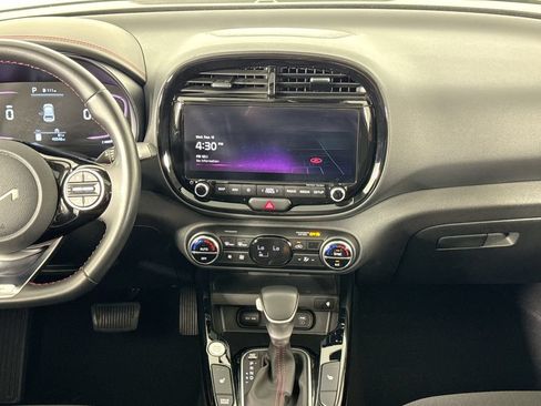 Used 2023 Kia Soul GT-Line w/ GT-Line Technology Package FWD image 14