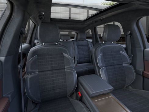 New 2026 Lincoln Nautilus Black Label AWD/4WD image 10