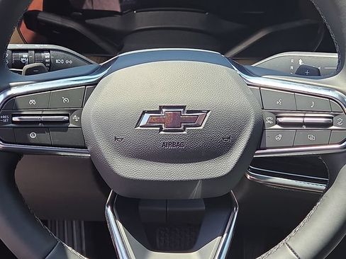 New 2026 Chevrolet Equinox ACTIV FWD image 12
