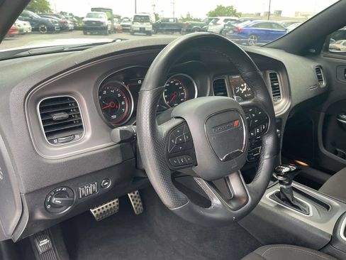 Used 2023 Dodge Charger R/T w/ Technology Group RWD image 18