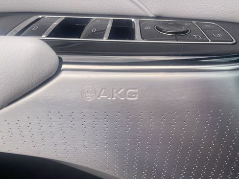 Used 2024 Cadillac Lyriq Luxury AWD/4WD image 26