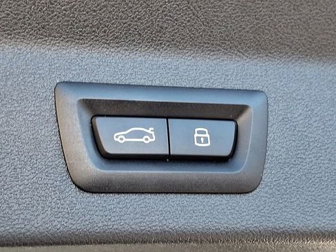 Used 2024 BMW X3 xDrive30i w/ Premium Package image 30