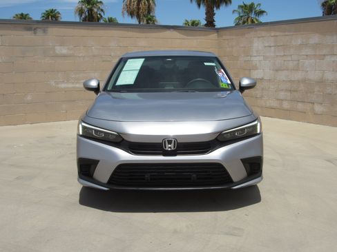 Used 2023 Honda Civic LX image 3