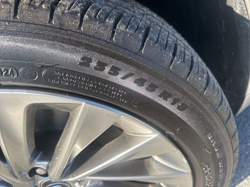 Used 2022 Lexus ES 300h Ultra Luxury image 34