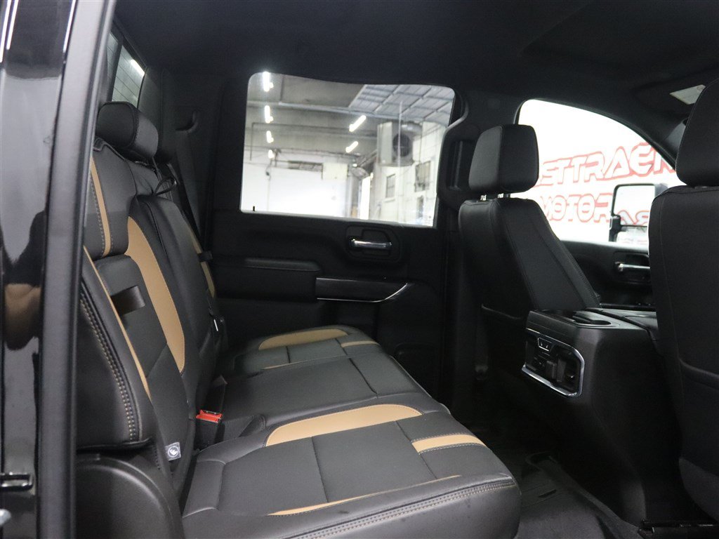 Used 2021 Chevrolet Silverado 2500 LTZ w/ Carhartt Edition AWD/4WD image 23