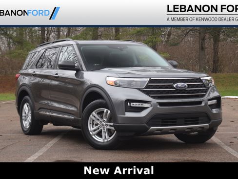 Used 2022 Ford Explorer XLT w/ Equipment Group 202A image 1