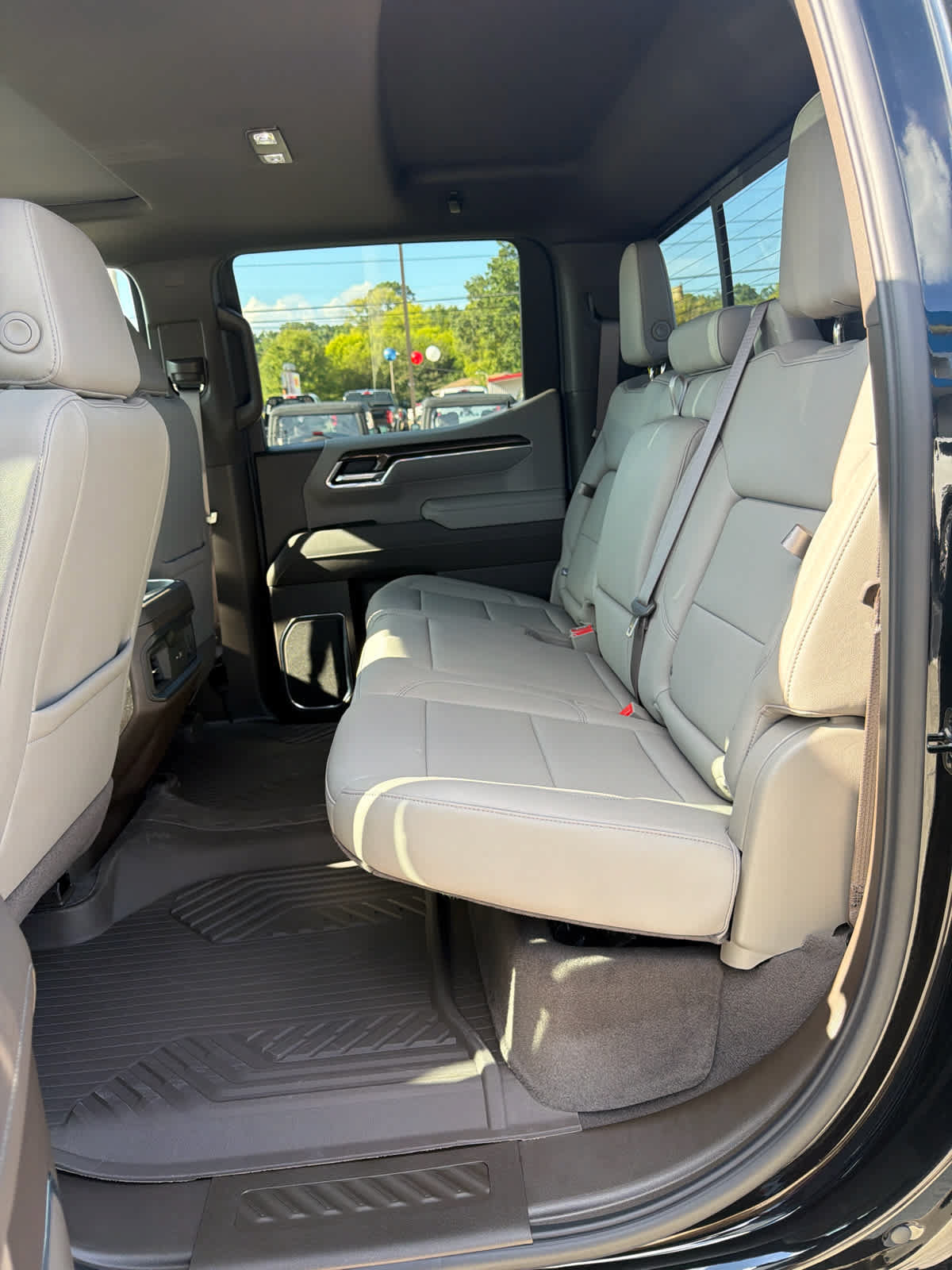 New 2026 Chevrolet Silverado 1500 LT Trail Boss w/ LT Trail Boss Premium Package AWD/4WD image 12